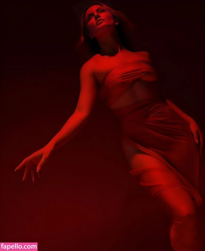 Zara Larsson / zaralarsson Onlyfans Photo Gallery 