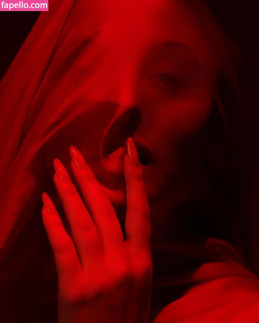 Zara Larsson / zaralarsson Onlyfans Photo Gallery 