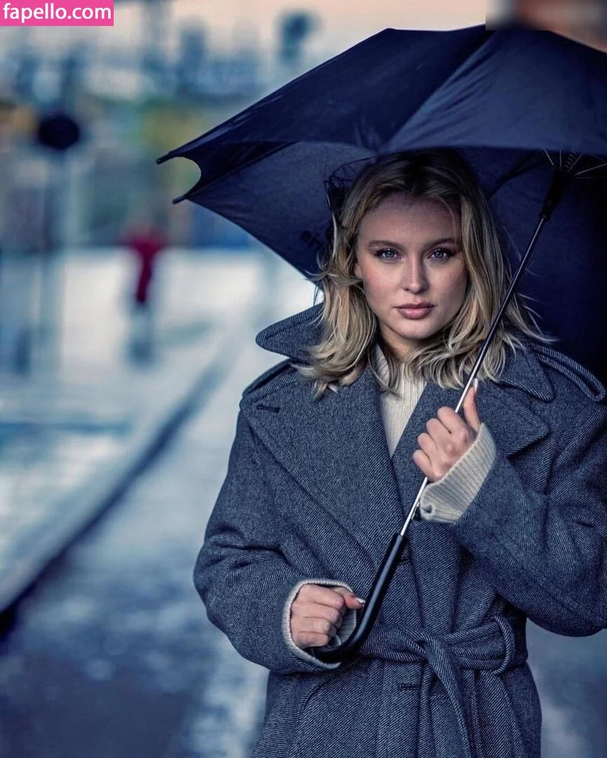 Zara Larsson / zaralarsson Onlyfans Photo Gallery 