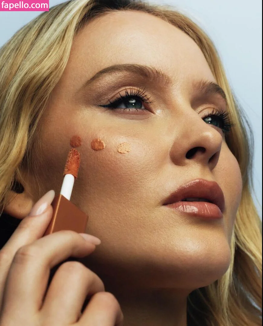 Zara Larsson / zaralarsson Onlyfans Photo Gallery 