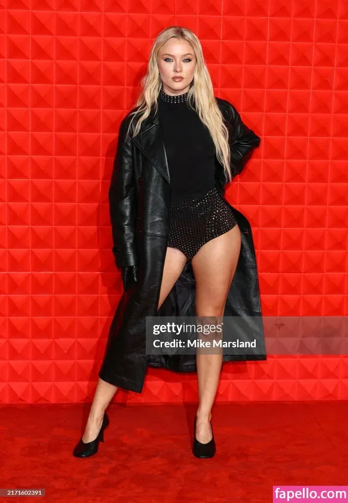 Zara Larsson / zaralarsson Onlyfans Photo Gallery 