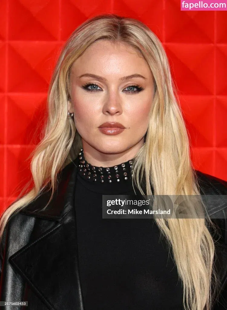 Zara Larsson / zaralarsson Onlyfans Photo Gallery 