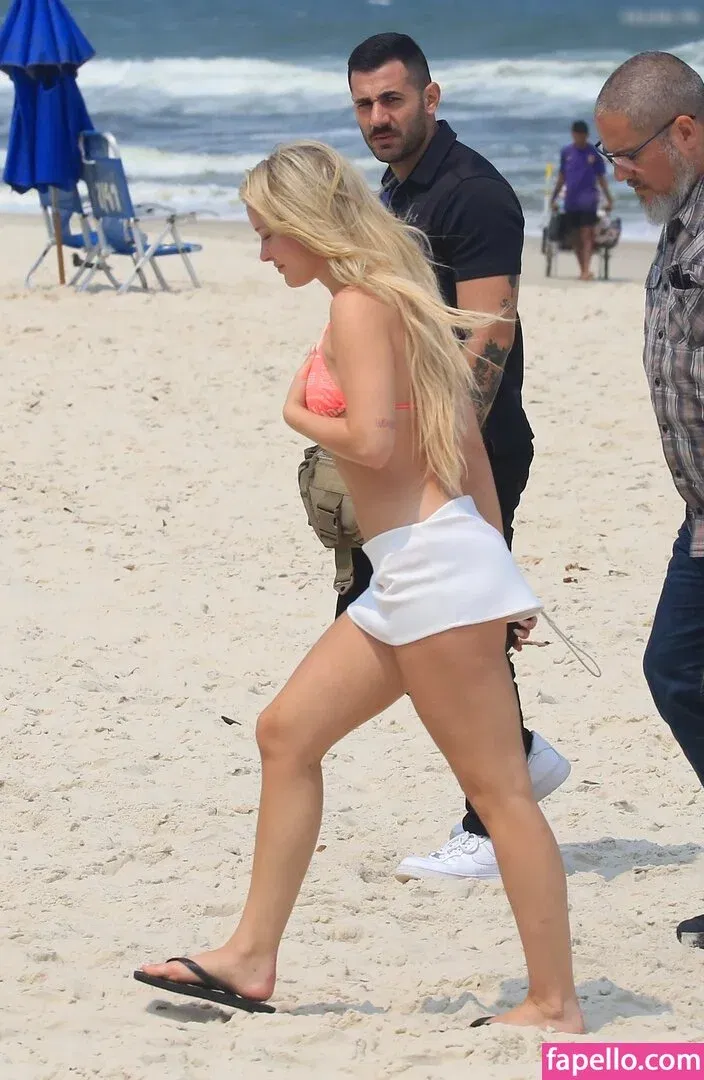 Zara Larsson / zaralarsson Onlyfans Photo Gallery 