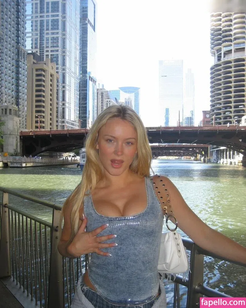 Zara Larsson / zaralarsson Onlyfans Photo Gallery 