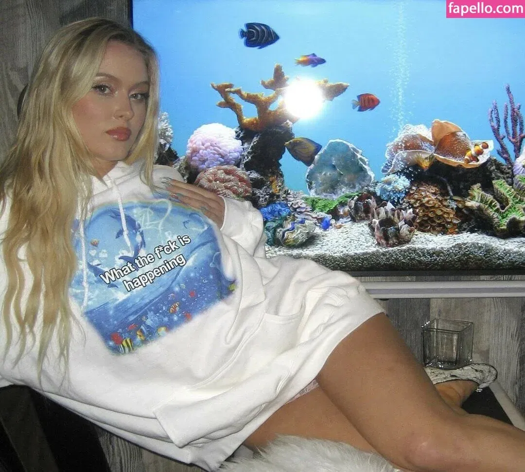 Zara Larsson / zaralarsson Onlyfans Photo Gallery 