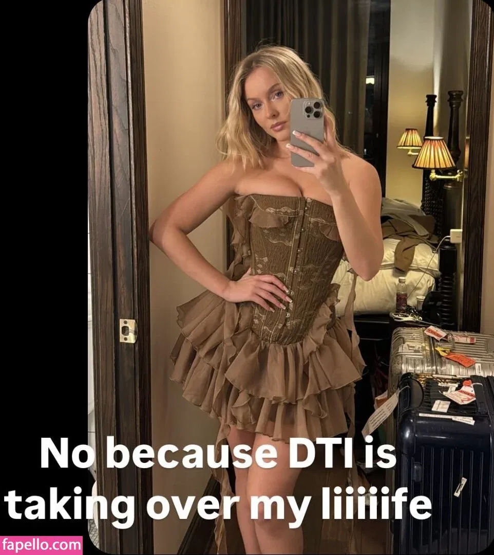 Zara Larsson / zaralarsson Onlyfans Photo Gallery 