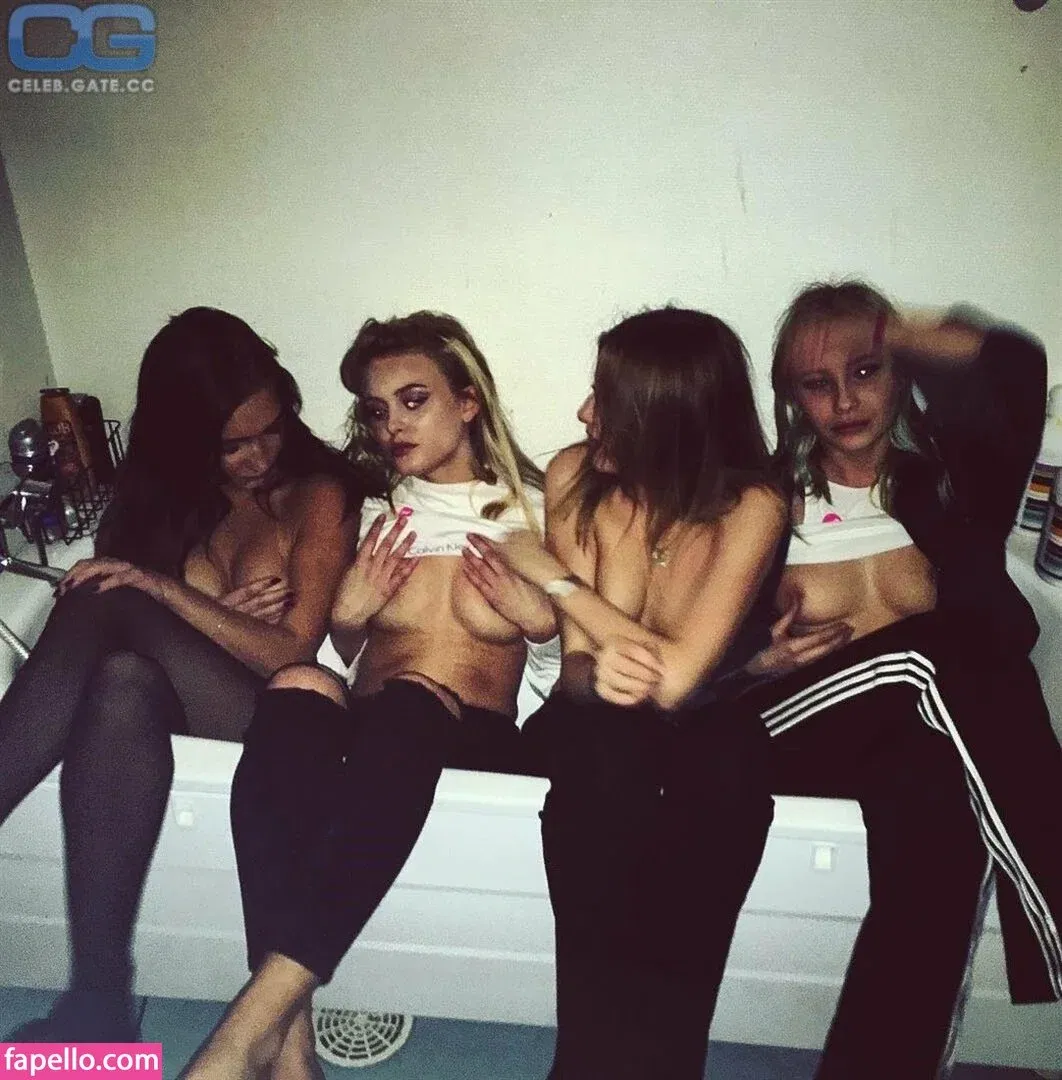 Zara Larsson / zaralarsson Onlyfans Photo Gallery 