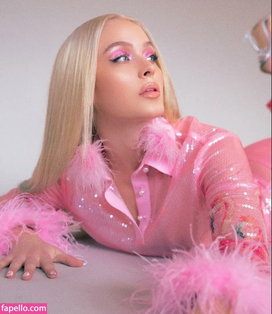 Zara Larsson / zaralarsson Onlyfans Photo Gallery 