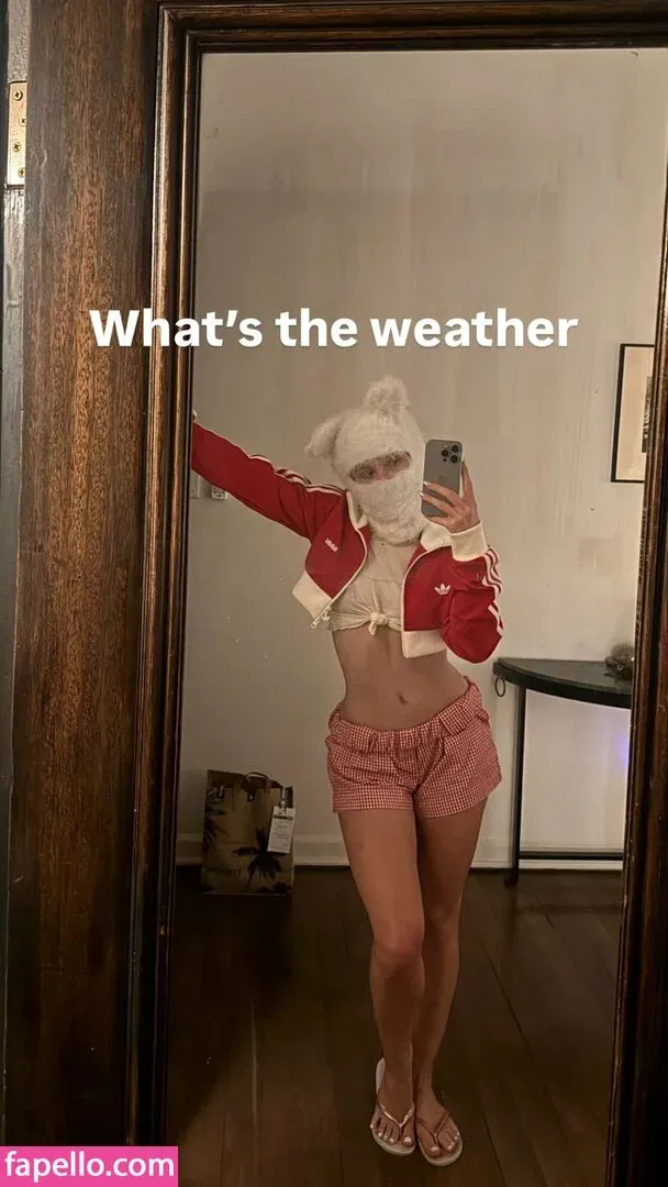 Zara Larsson / zaralarsson Onlyfans Photo Gallery 