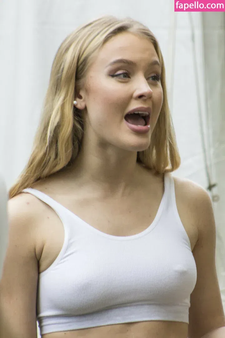 Zara Larsson / zaralarsson Onlyfans Photo Gallery 