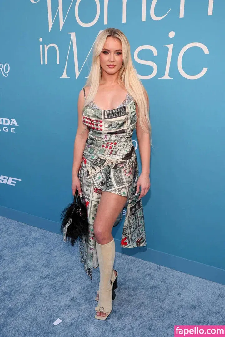 Zara Larsson / zaralarsson Onlyfans Photo Gallery 