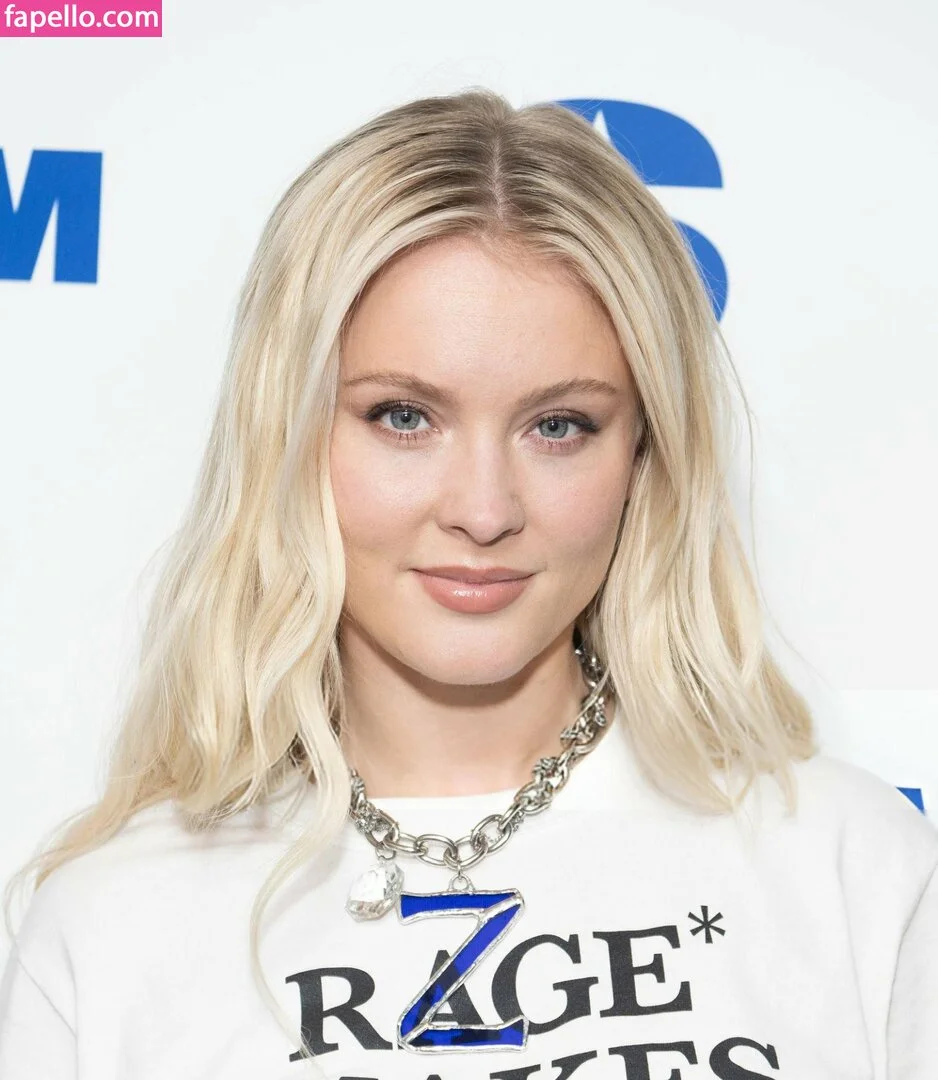 Zara Larsson / zaralarsson Onlyfans Photo Gallery 