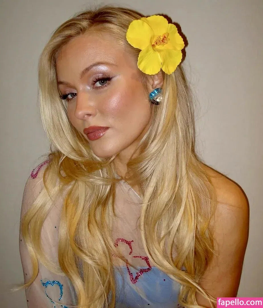 Zara Larsson / zaralarsson Onlyfans Photo Gallery 