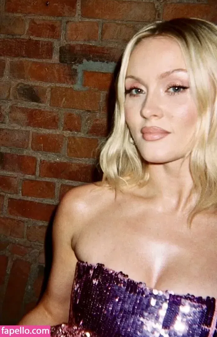 Zara Larsson / zaralarsson Onlyfans Photo Gallery 