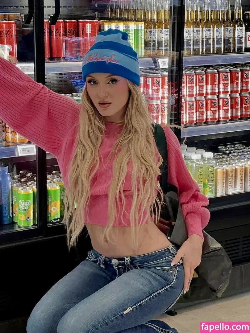 Zara Larsson / zaralarsson Onlyfans Photo Gallery 