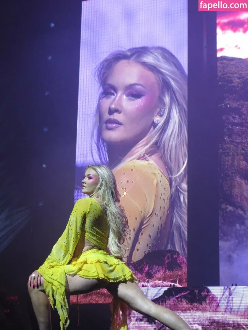 Zara Larsson / zaralarsson Onlyfans Photo Gallery 