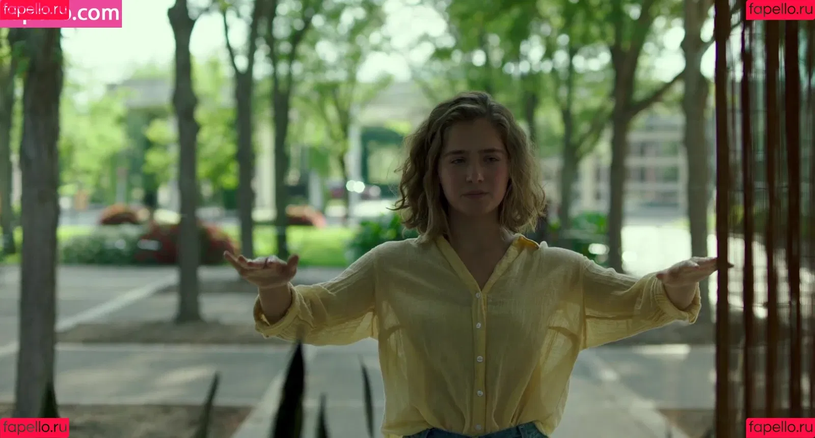 Haley Lu Richardson / haleyluhoo Onlyfans Photo Gallery 
