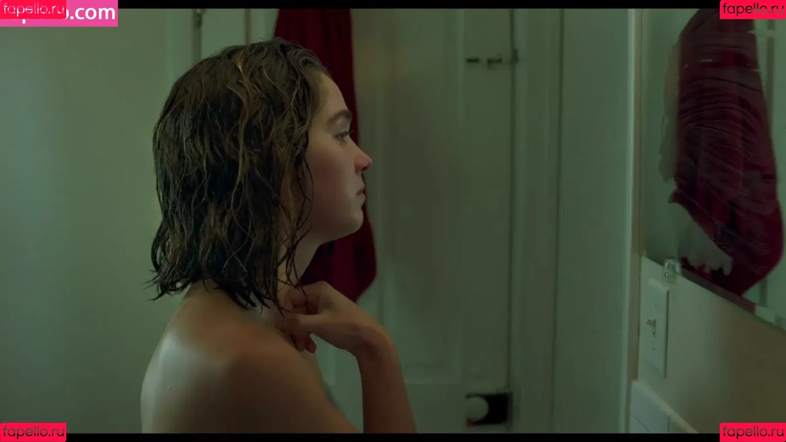 Haley Lu Richardson / haleyluhoo Onlyfans Photo Gallery 