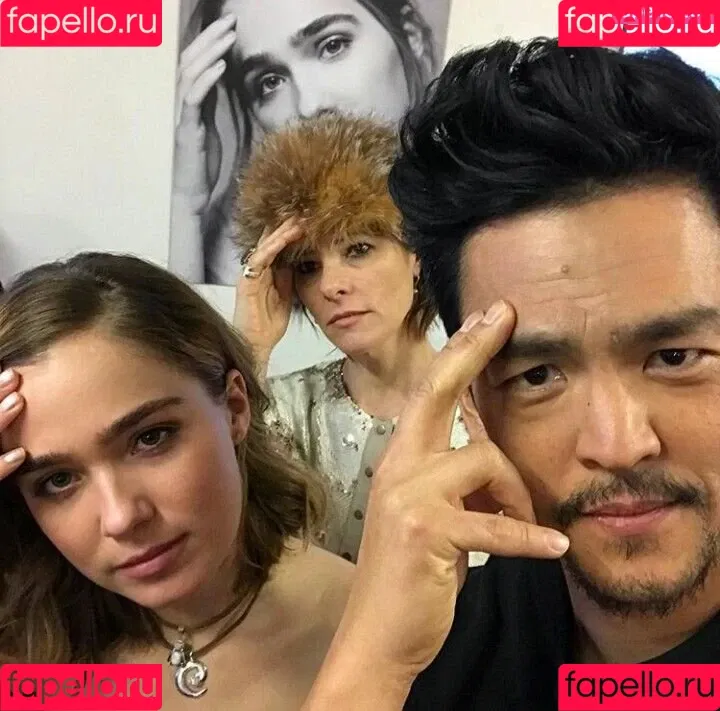 Haley Lu Richardson / haleyluhoo Onlyfans Photo Gallery 