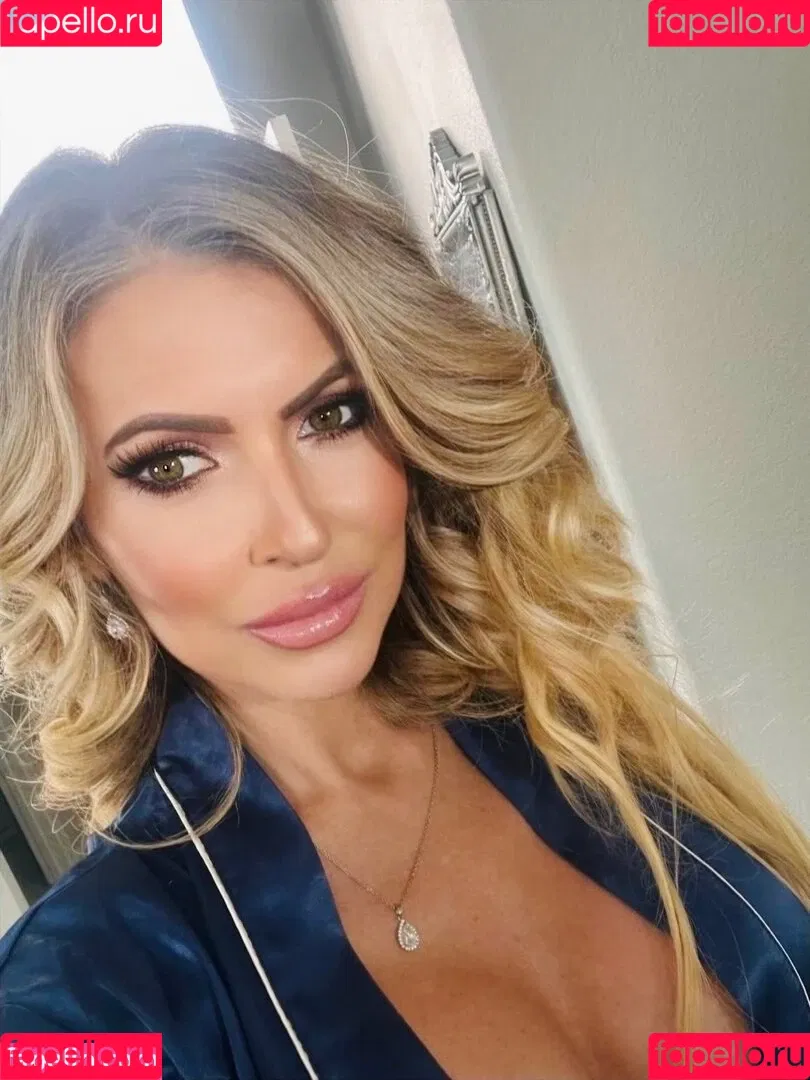 Gigi Dior / gigidiorsfw Onlyfans Photo Gallery 