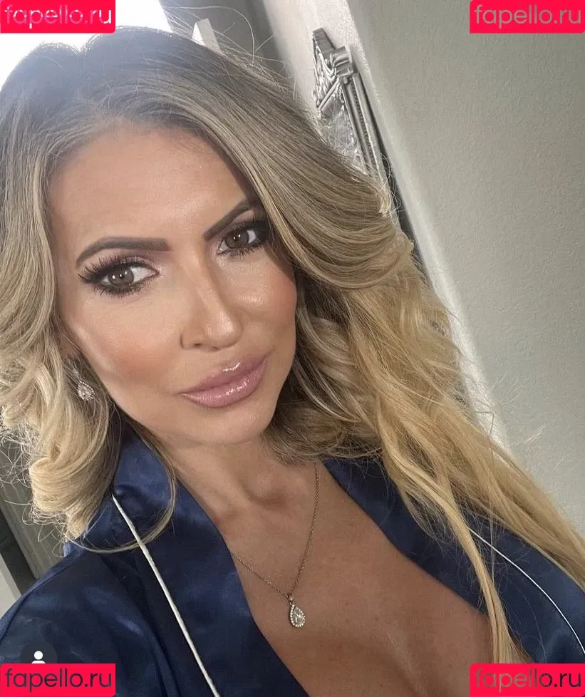 Gigi Dior / gigidiorsfw Onlyfans Photo Gallery 