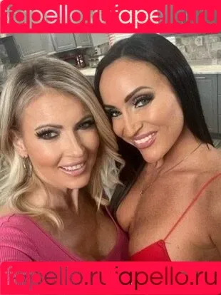 Gigi Dior / gigidiorsfw Onlyfans Photo Gallery 