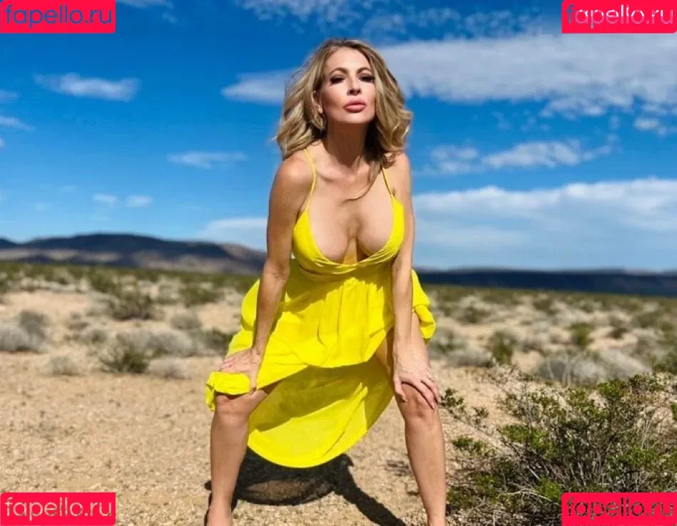 Gigi Dior / gigidiorsfw Onlyfans Photo Gallery 
