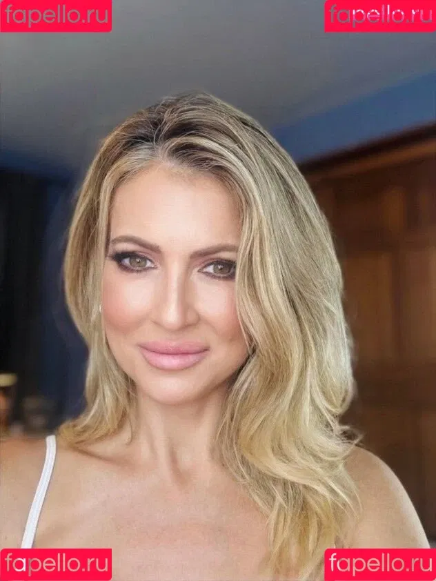 Gigi Dior / gigidiorsfw Onlyfans Photo Gallery 