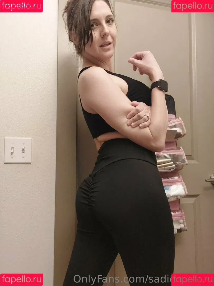 sadieholmes / sluttysadieholmes Onlyfans Photo Gallery 