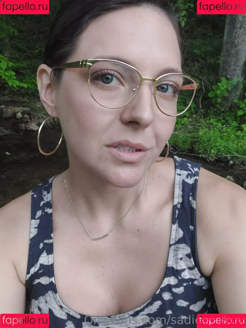 sadieholmes / sluttysadieholmes Onlyfans Photo Gallery 