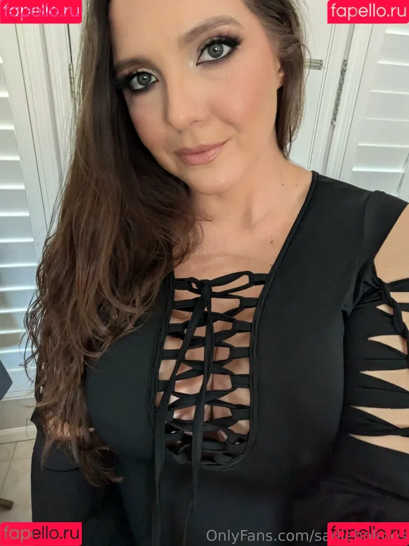 sadieholmes / sluttysadieholmes Onlyfans Photo Gallery 
