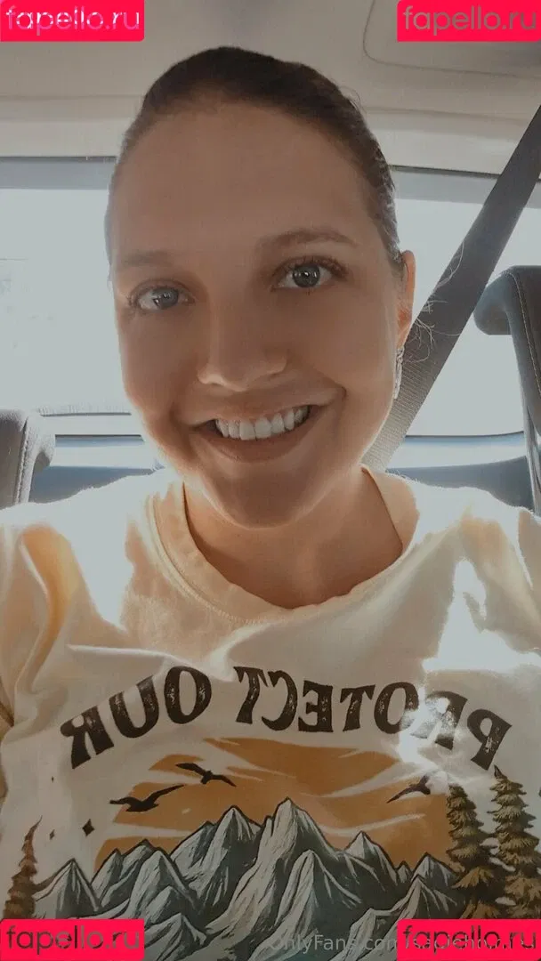 sadieholmes / sluttysadieholmes Onlyfans Photo Gallery 