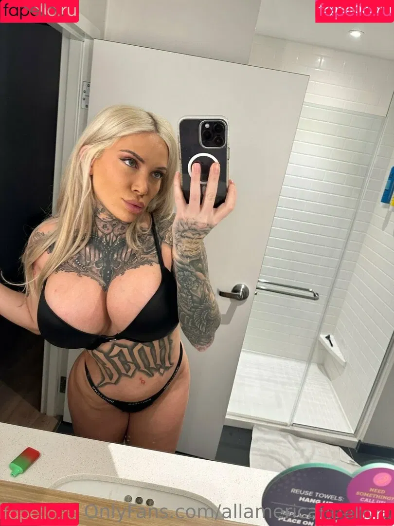 Allamericanbarbie / Christina Savoy / Christina Savoyy / allamericanbunny Onlyfans Photo Gallery 