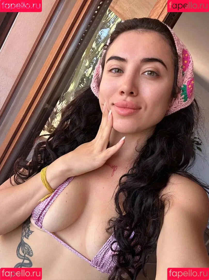 aurelia999 Onlyfans Photo Gallery 