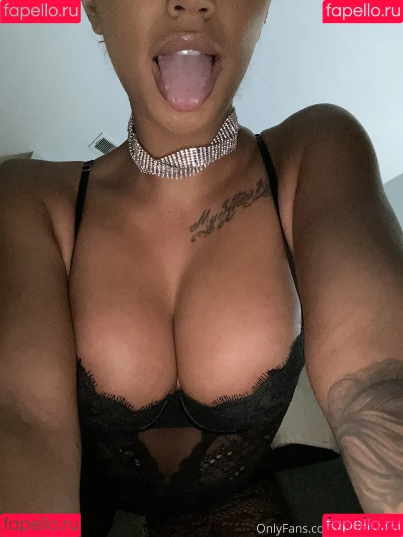 Harley Dean / TooooMuchAtOnce / harleydean / realharleyydean Onlyfans Photo Gallery 