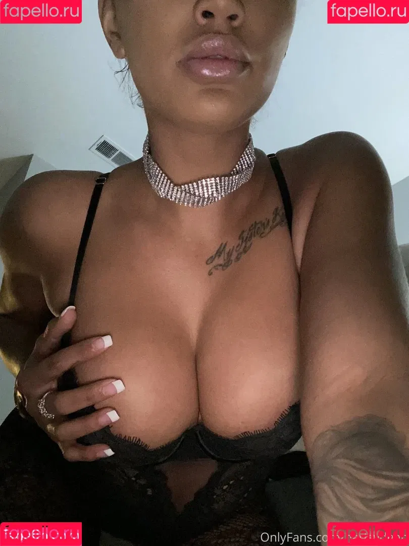 Harley Dean / TooooMuchAtOnce / harleydean / realharleyydean Onlyfans Photo Gallery 