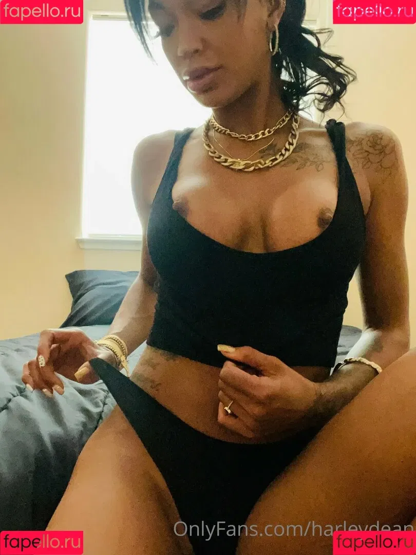 Harley Dean / TooooMuchAtOnce / harleydean / realharleyydean Onlyfans Photo Gallery 