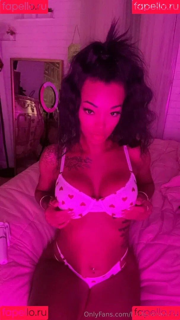 Harley Dean / TooooMuchAtOnce / harleydean / realharleyydean Onlyfans Photo Gallery 