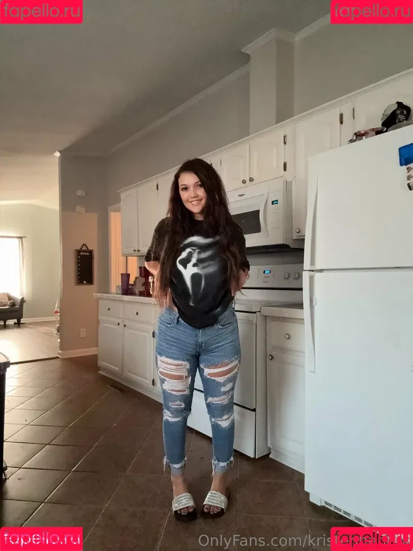 KristenHanesss / kristenhaness / kristennnhaness Onlyfans Photo Gallery 