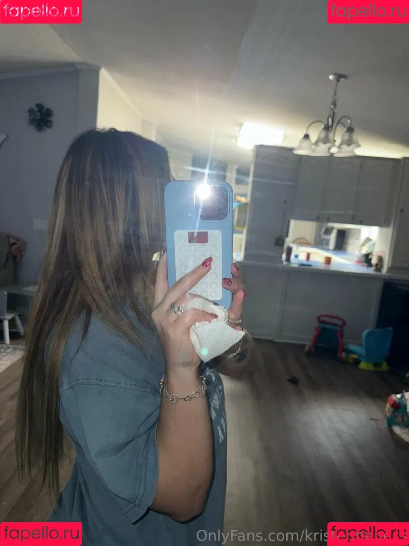 KristenHanesss / kristenhaness / kristennnhaness Onlyfans Photo Gallery 