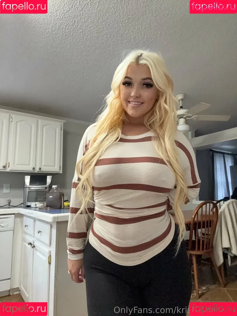 KristenHanesss / kristenhaness / kristennnhaness Onlyfans Photo Gallery 
