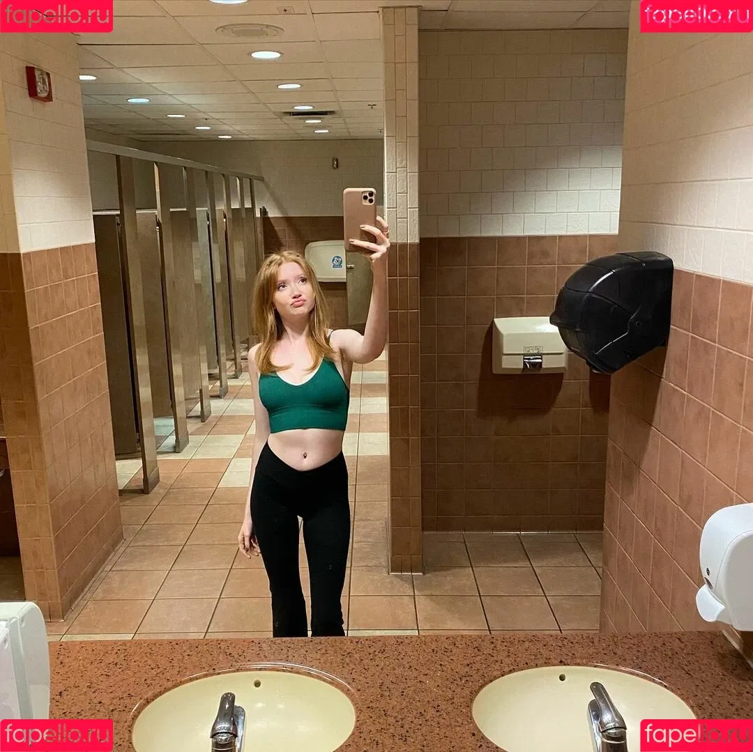 Lifewithmak / Makenna Kelly / lifewithmak2005 Onlyfans Photo Gallery 
