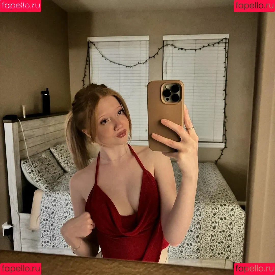 Lifewithmak / Makenna Kelly / lifewithmak2005 Onlyfans Photo Gallery 