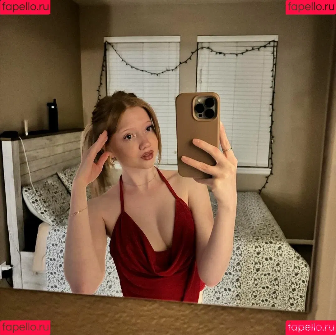 Lifewithmak / Makenna Kelly / lifewithmak2005 Onlyfans Photo Gallery 
