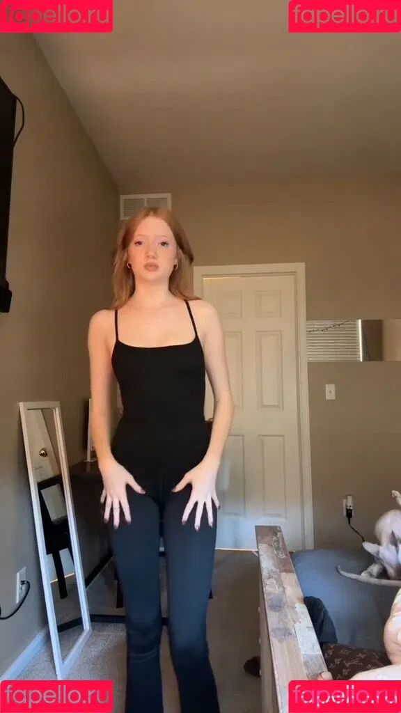 Lifewithmak / Makenna Kelly / lifewithmak2005 Onlyfans Photo Gallery 