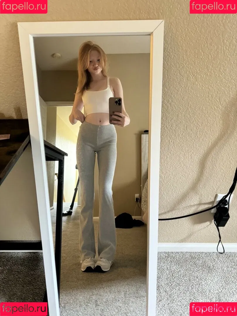 Lifewithmak / Makenna Kelly / lifewithmak2005 Onlyfans Photo Gallery 