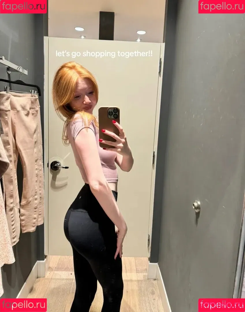 Lifewithmak / Makenna Kelly / lifewithmak2005 Onlyfans Photo Gallery 