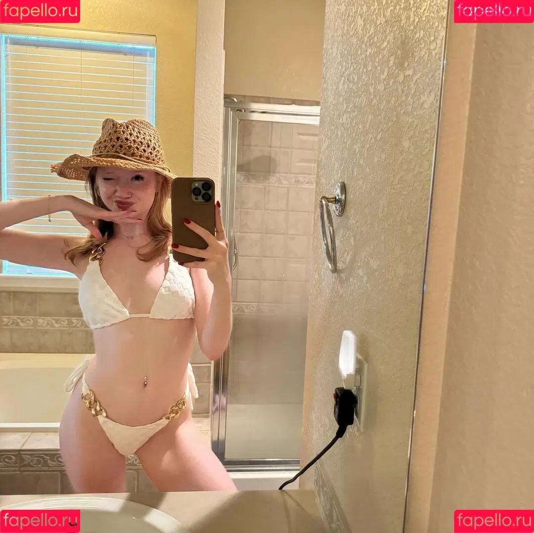 Lifewithmak / Makenna Kelly / lifewithmak2005 Onlyfans Photo Gallery 
