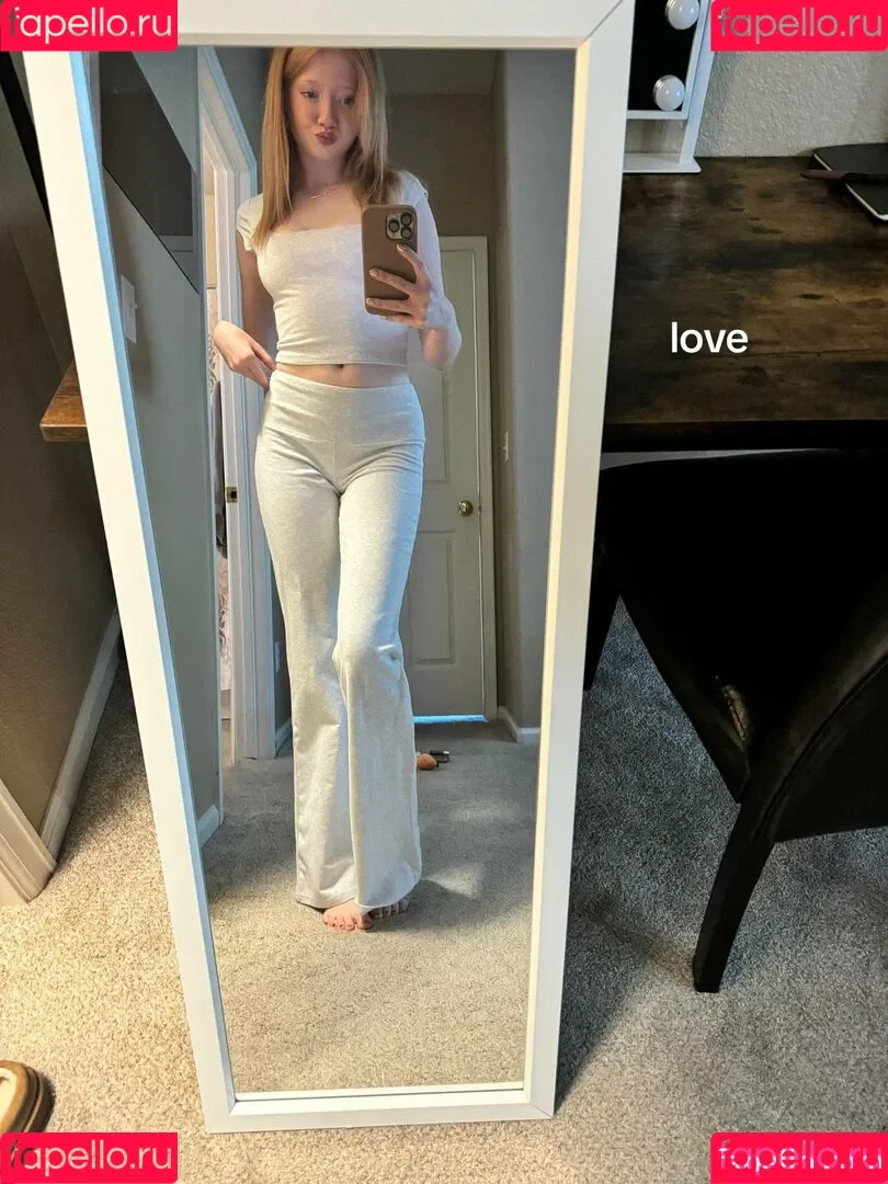 Lifewithmak / Makenna Kelly / lifewithmak2005 Onlyfans Photo Gallery 