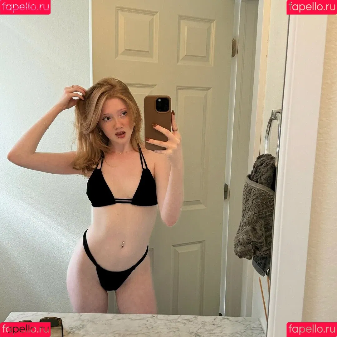 Lifewithmak / Makenna Kelly / lifewithmak2005 Onlyfans Photo Gallery 
